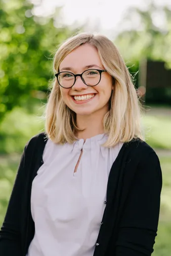 Anna Kolomá, DiS.
